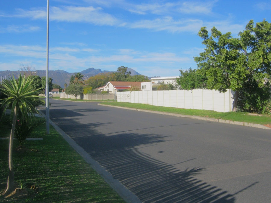 To Let 2 Bedroom Property for Rent in Onverwacht Western Cape
